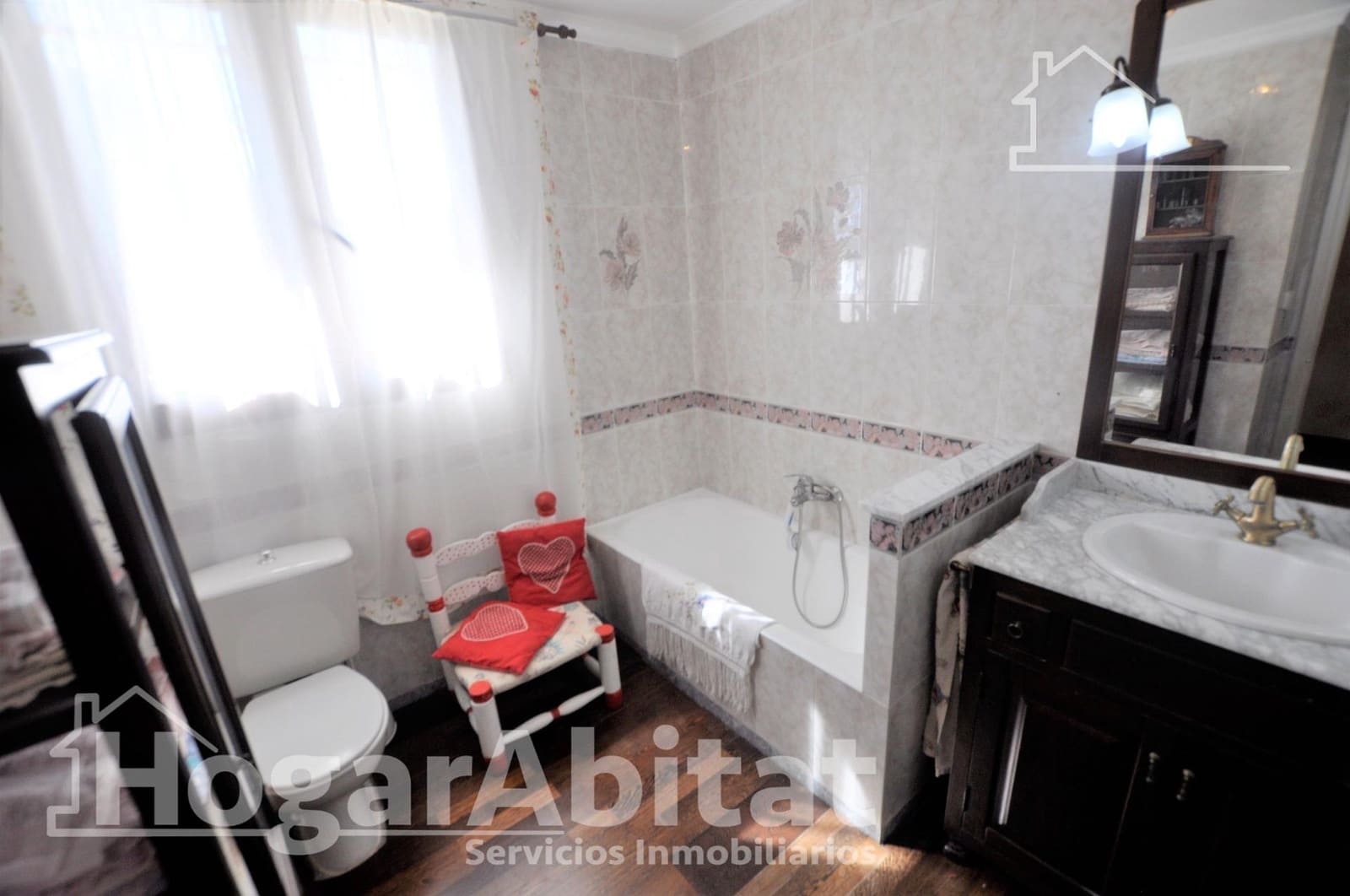 5 slaapkamer Villa te koop in Godelleta met garage - € 280.000 (Ref: 9759036)