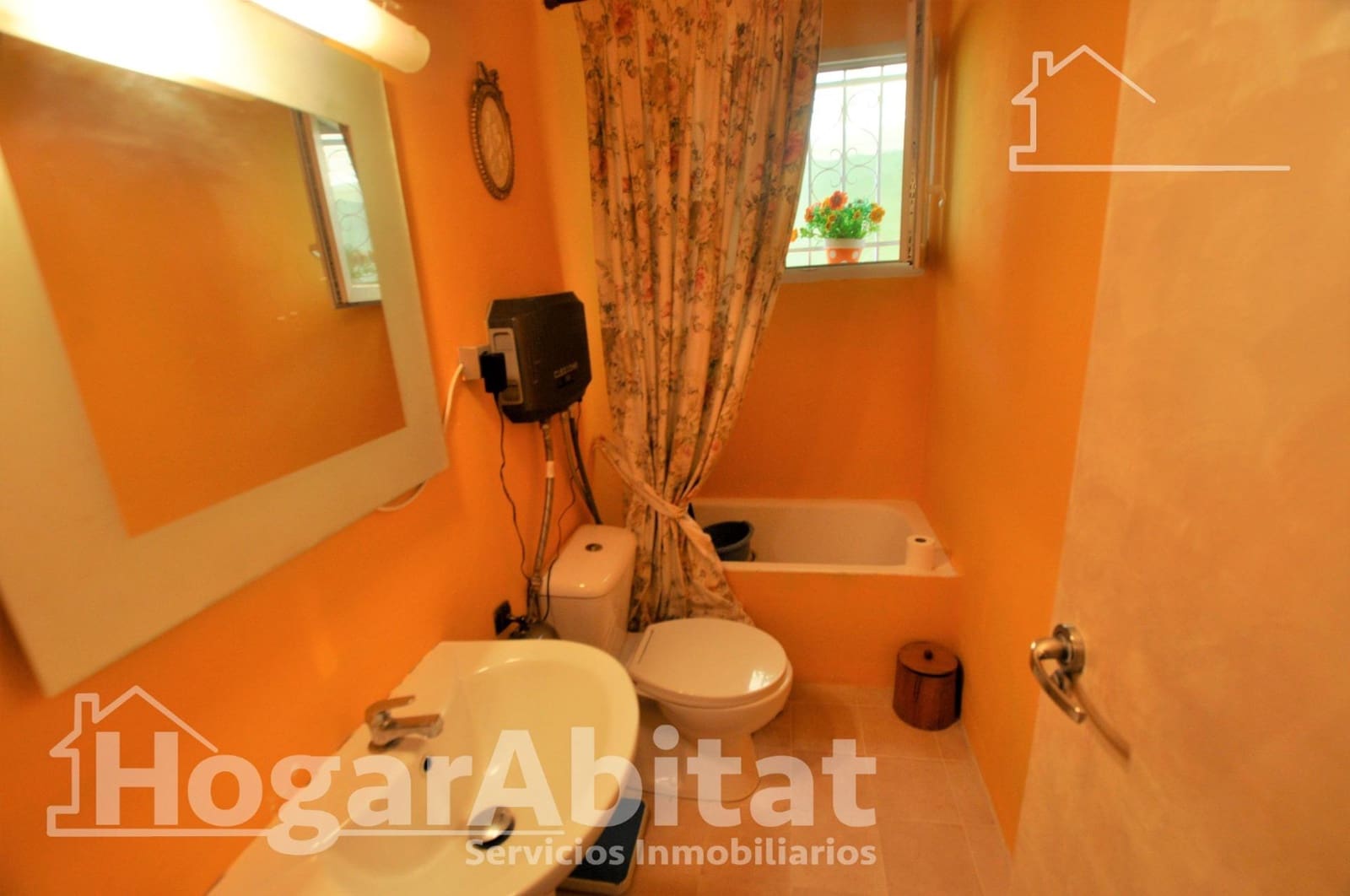 5 slaapkamer Villa te koop in Godelleta met garage - € 280.000 (Ref: 9759036)