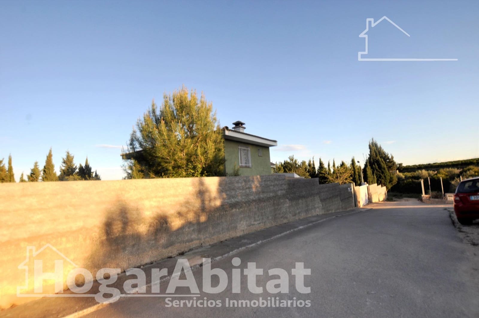 5 slaapkamer Villa te koop in Godelleta met garage - € 280.000 (Ref: 9759036)