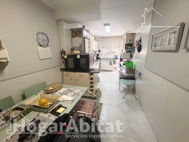 4 soveværelse Byhus til salg i Massanassa med garage - € 510.000 (Ref: 9759048)