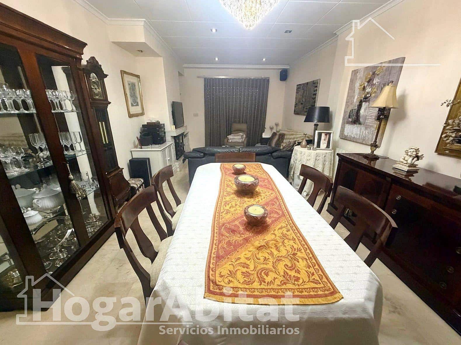 4 bedroom Townhouse for sale in Massanassa with garage - € 510,000 (Ref: 9759048)