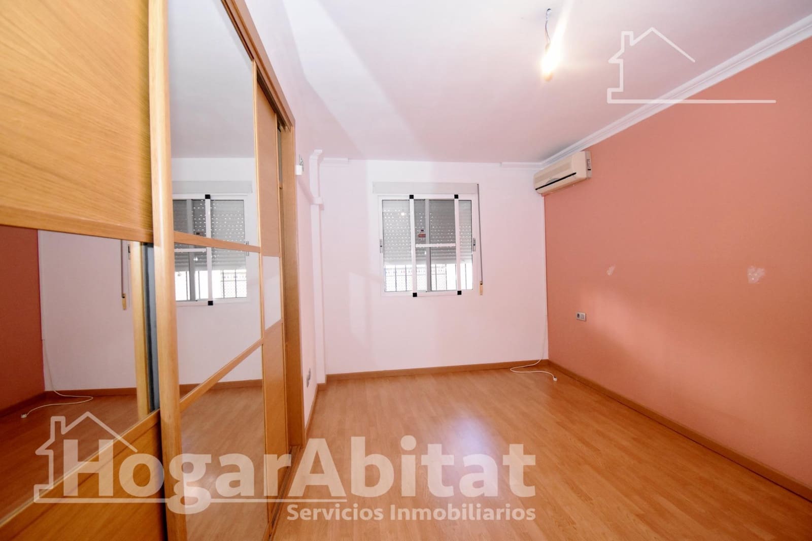 Piso de 3 habitaciones en Vila-real en venta con garaje - 225.000 € (Ref: 9762038)
