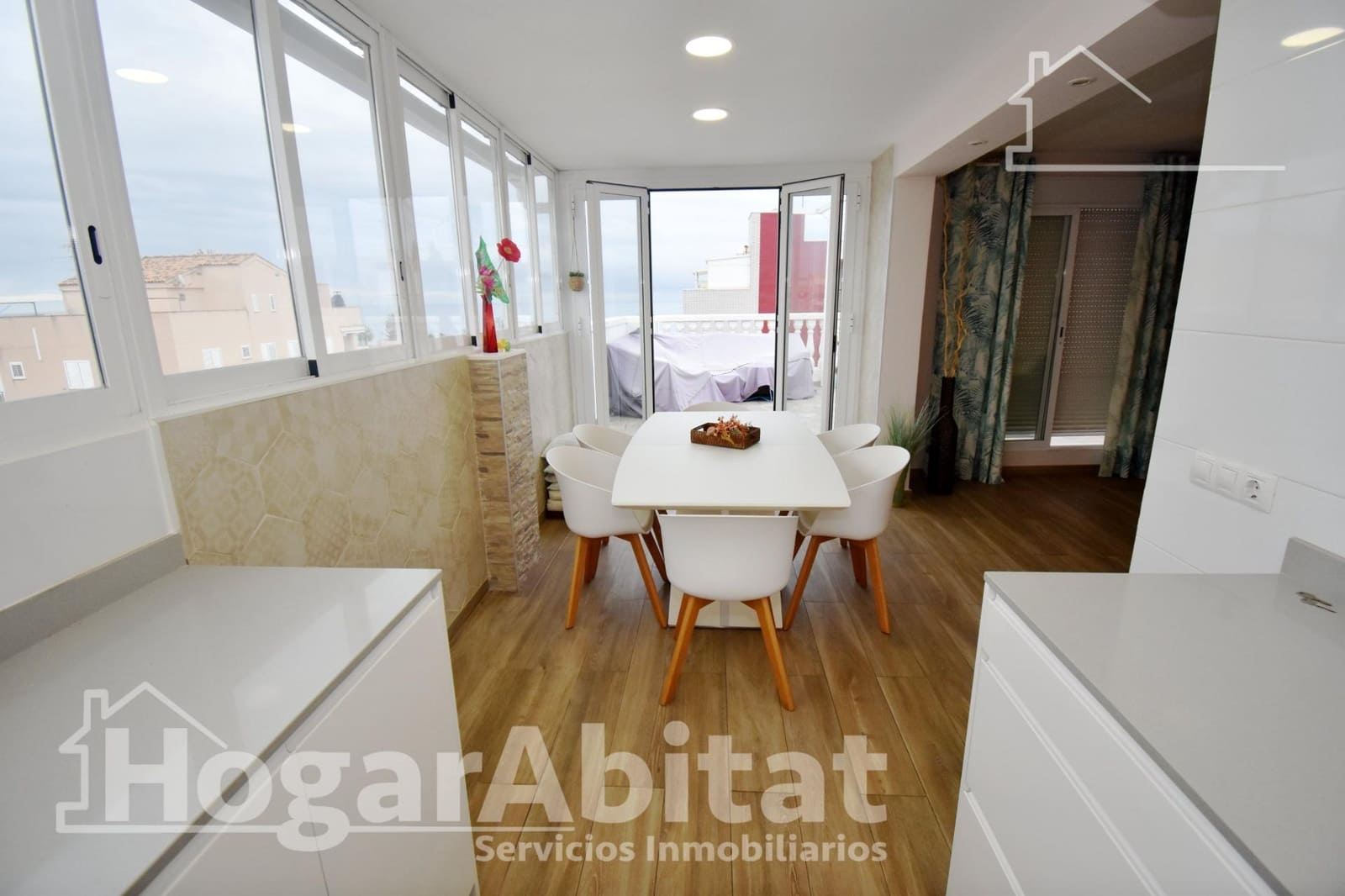 3 makuuhuone Kattohuoneisto myytävänä paikassa Moncofa mukana 
autotalli - 327 000 € (Ref: 9762043)