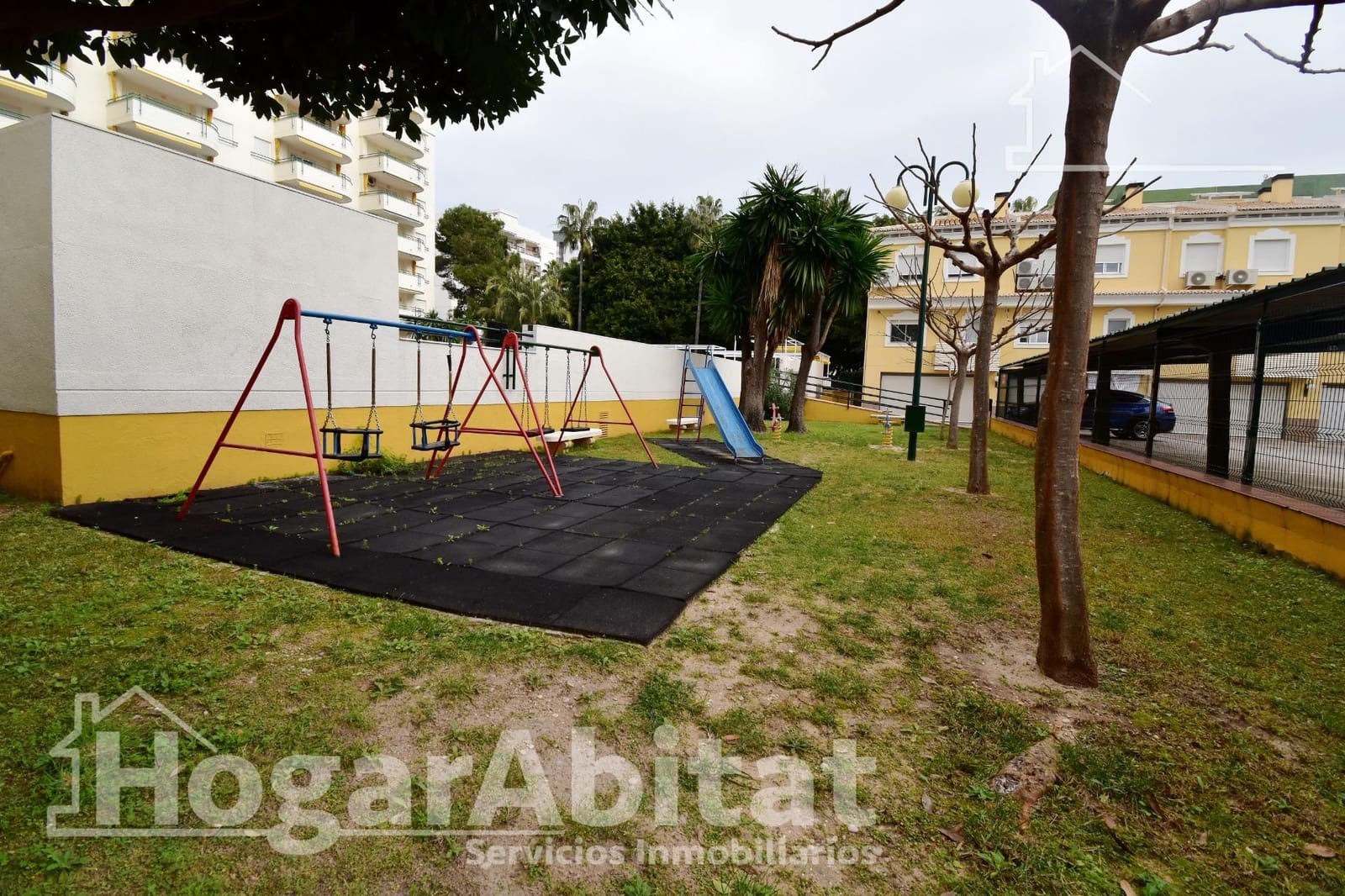 3 sypialnia Penthouse na sprzedaż w Gandia z basenem garażem - 309 000 € (Ref: 9762044)