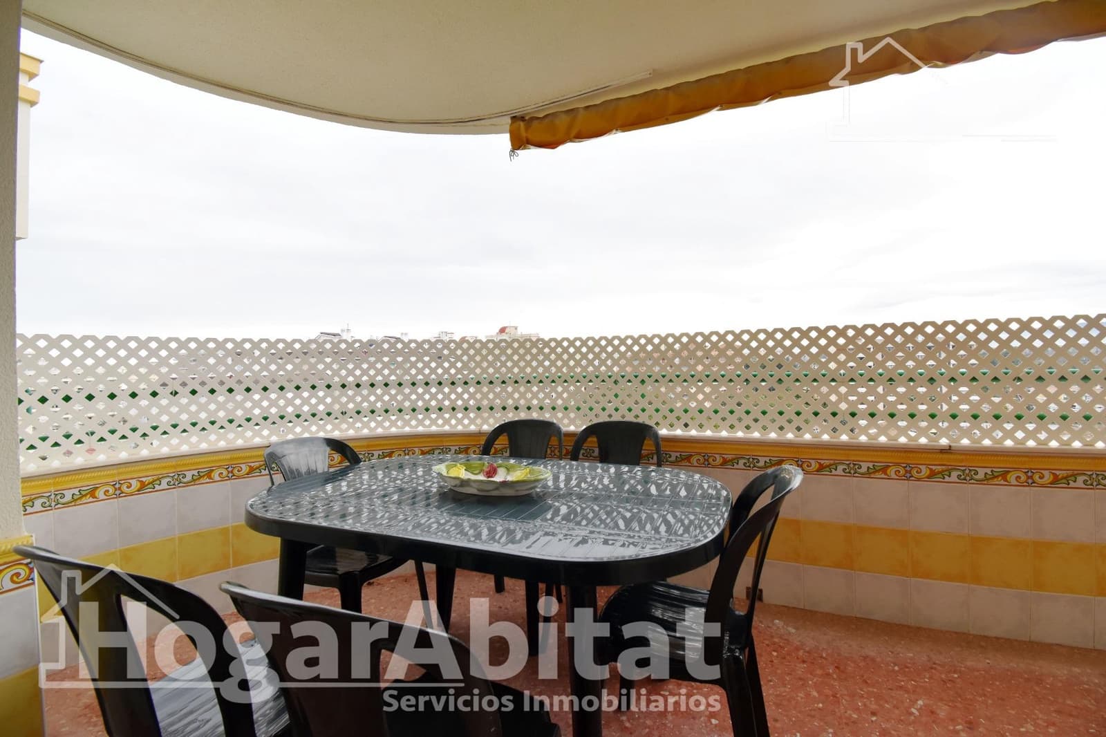 3 sypialnia Penthouse na sprzedaż w Gandia z basenem garażem - 309 000 € (Ref: 9762044)