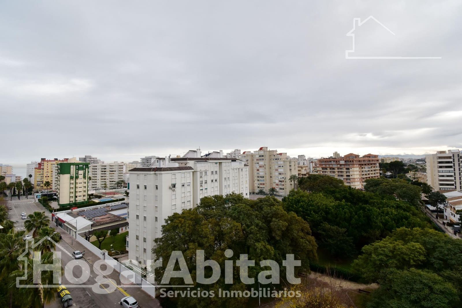 3 sypialnia Penthouse na sprzedaż w Gandia z basenem garażem - 309 000 € (Ref: 9762044)