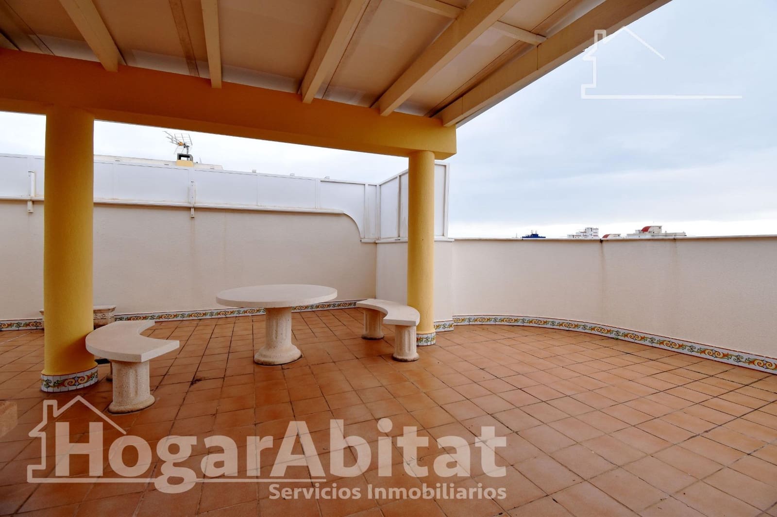 3 sypialnia Penthouse na sprzedaż w Gandia z basenem garażem - 309 000 € (Ref: 9762044)