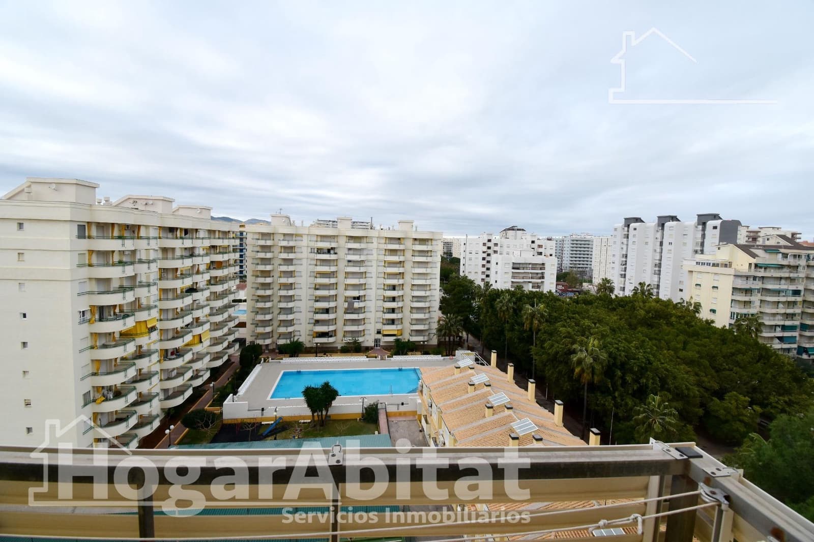 3 sypialnia Penthouse na sprzedaż w Gandia z basenem garażem - 309 000 € (Ref: 9762044)