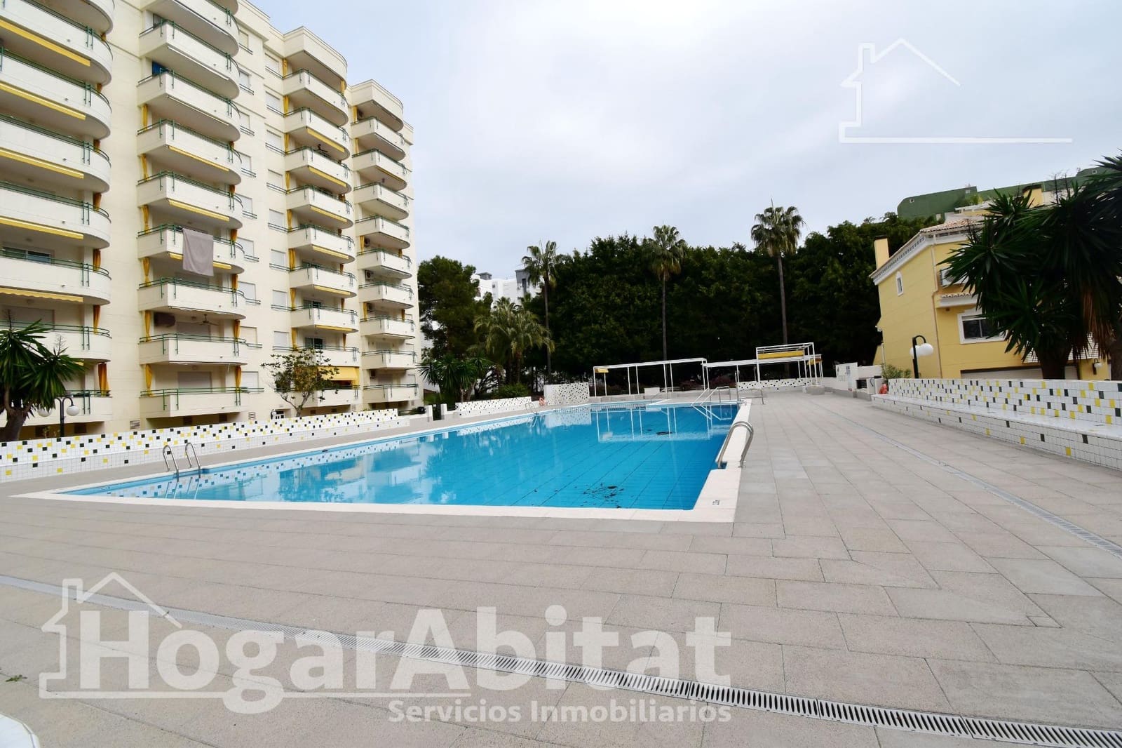 3 sypialnia Penthouse na sprzedaż w Gandia z basenem garażem - 309 000 € (Ref: 9762044)