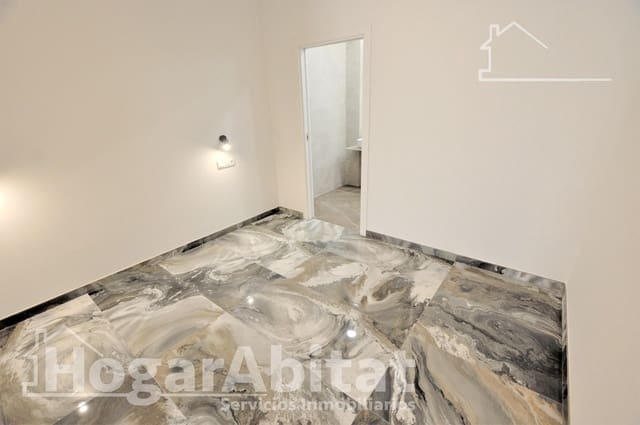 Leilighet til salgs i Benicalap, Valencia by - € 118 900 (Ref: 9762045)