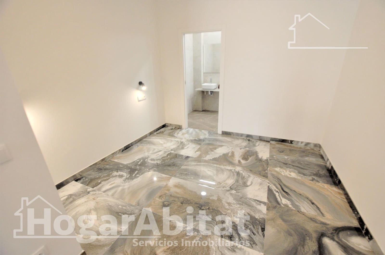 Leilighet til salgs i Valencia by - € 118 900 (Ref: 9762045)