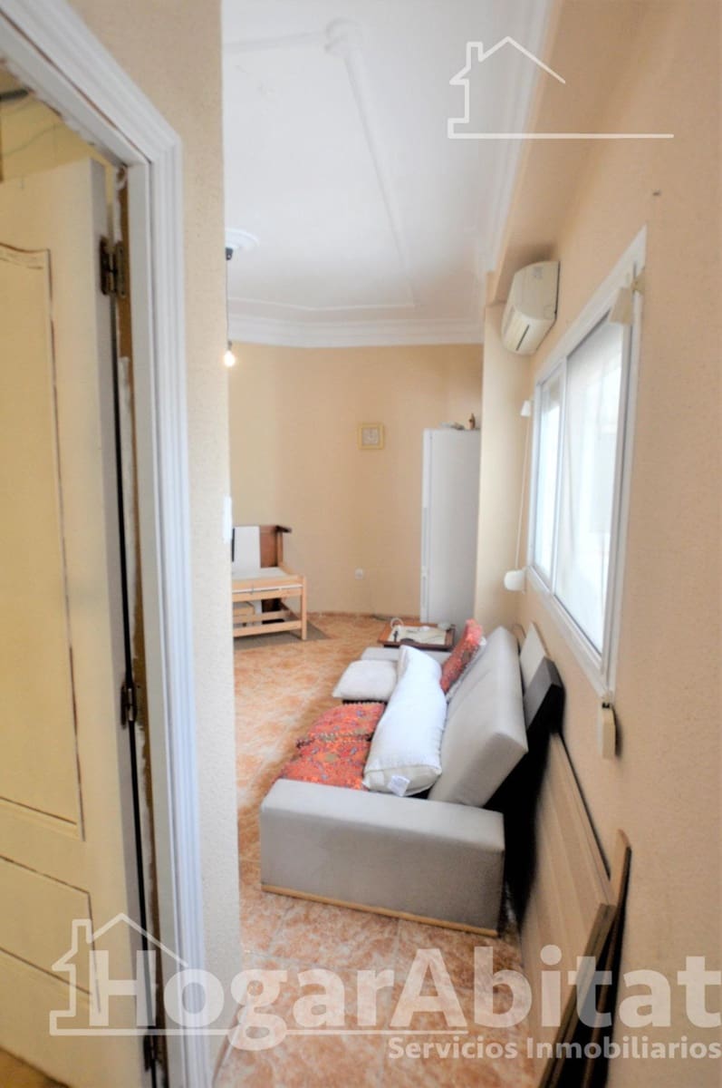 3 bedroom Flat for sale in Valencia city - € 259,000 (Ref: 9762046)