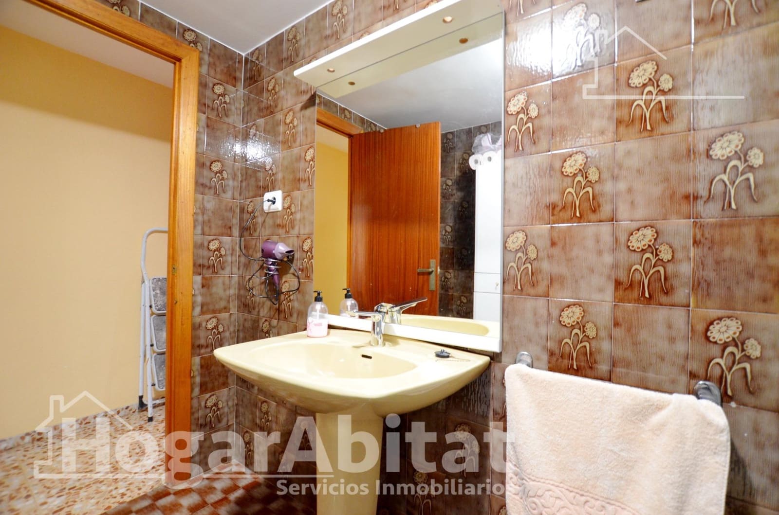 4 soveværelse Lejlighed til salg i Tavernes de la Valldigna med garage - € 135.000 (Ref: 9773108)