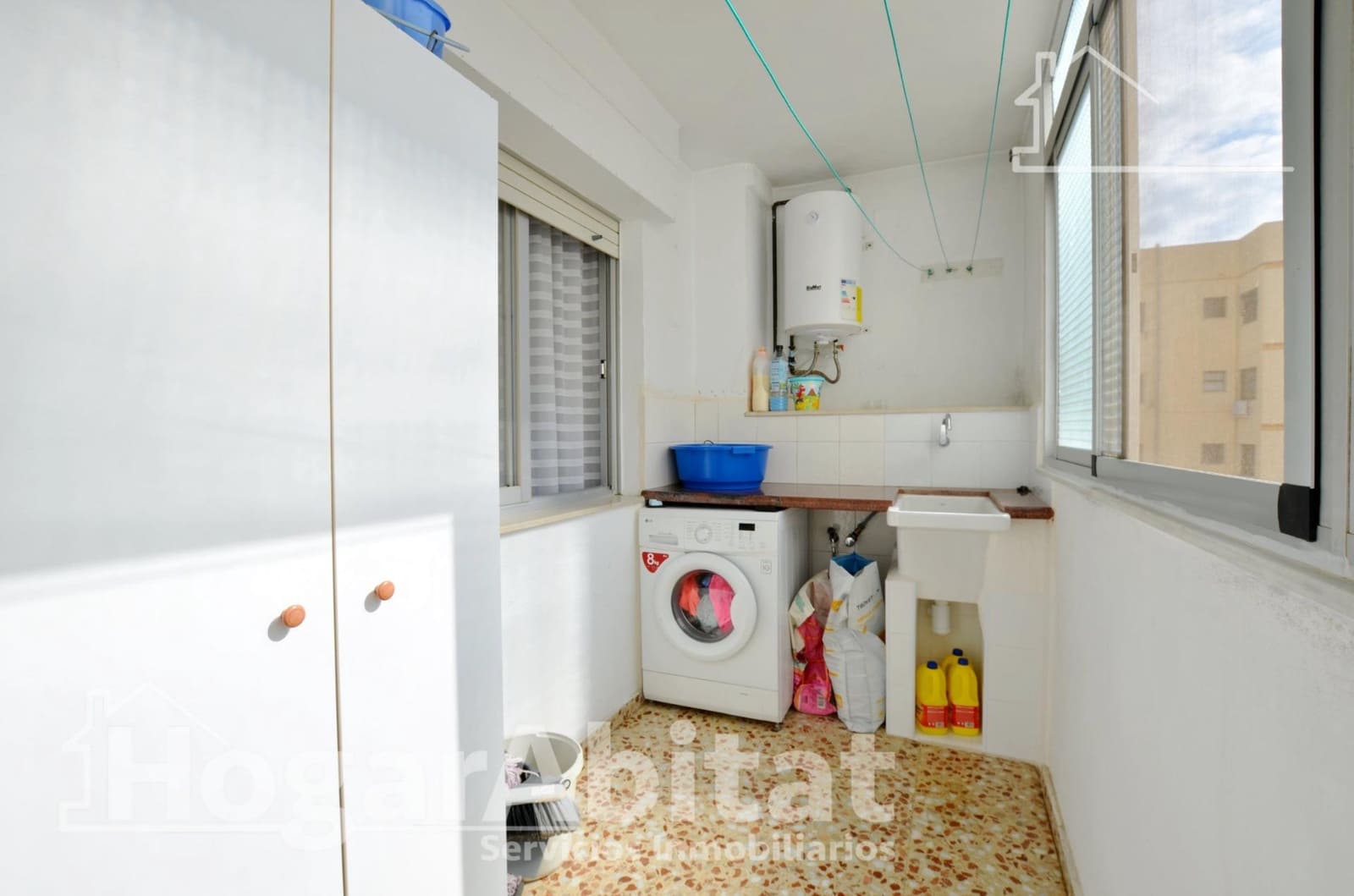 4 soveværelse Lejlighed til salg i Tavernes de la Valldigna med garage - € 135.000 (Ref: 9773108)