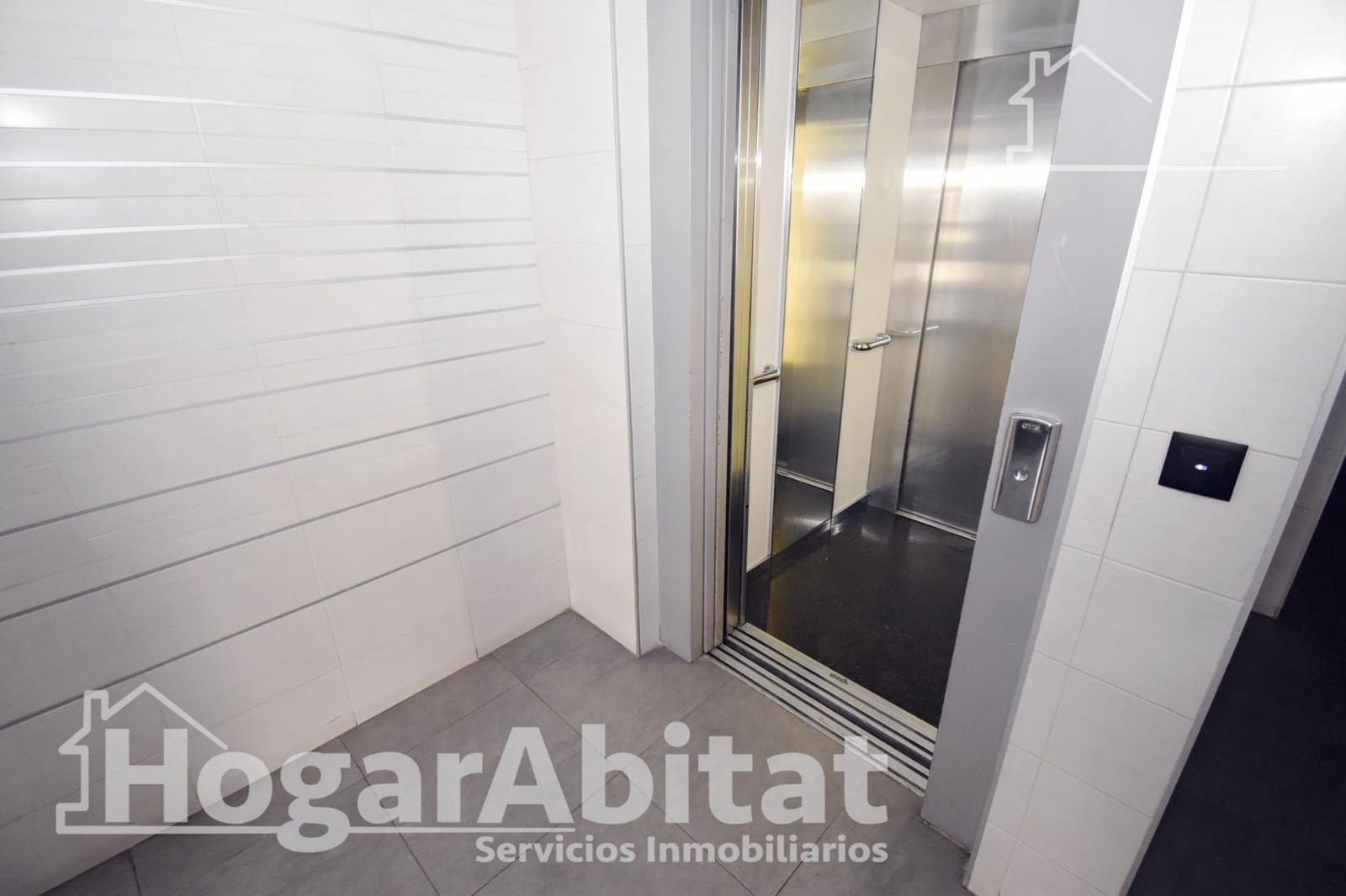 3 bedroom Flat for sale in Almassora / Almazora with garage - € 219,900 (Ref: 9773113)
