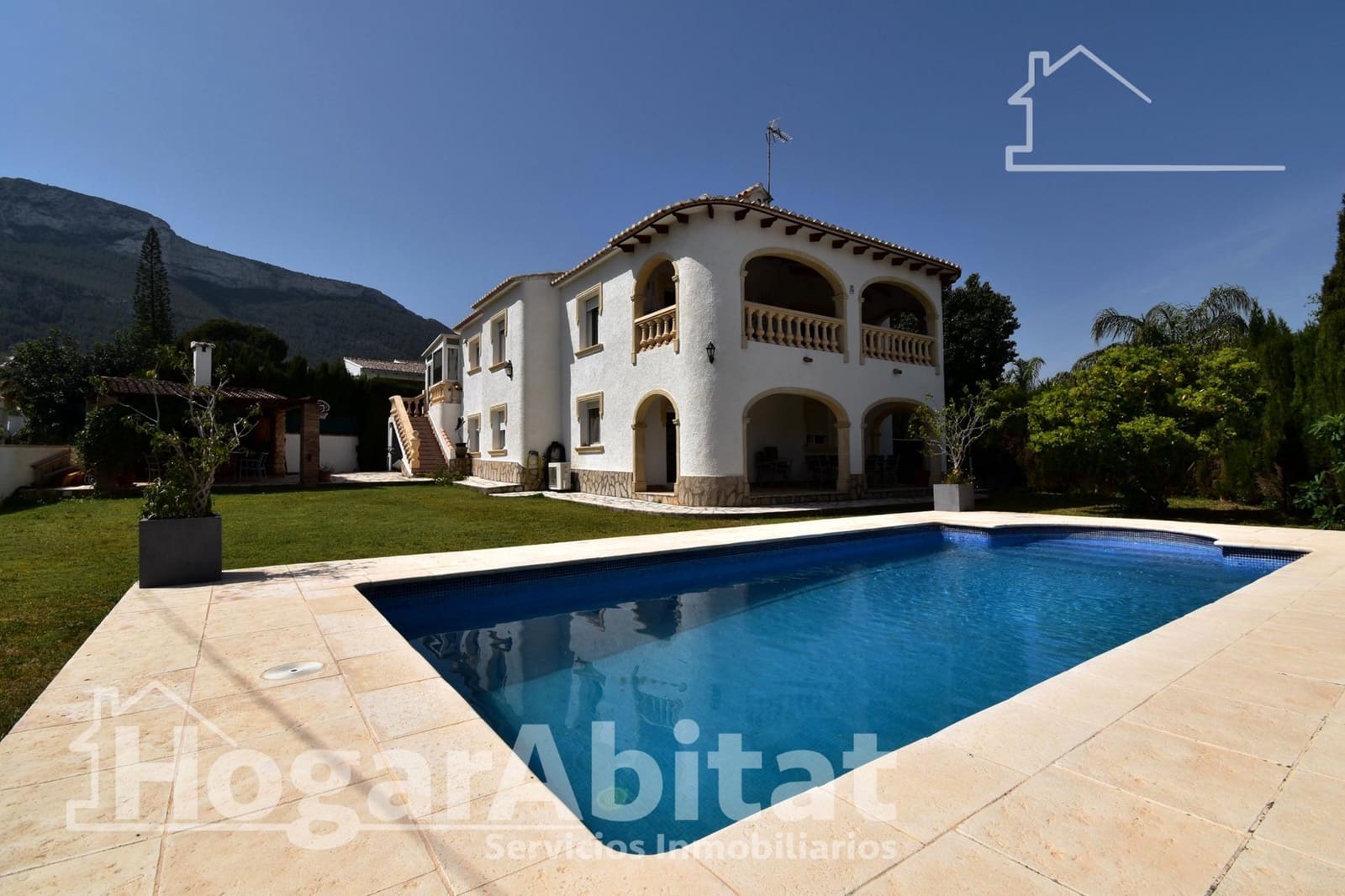 4 sypialnia Willa na sprzedaż w Denia z basenem garażem - 799 000 € (Ref: 9773116)