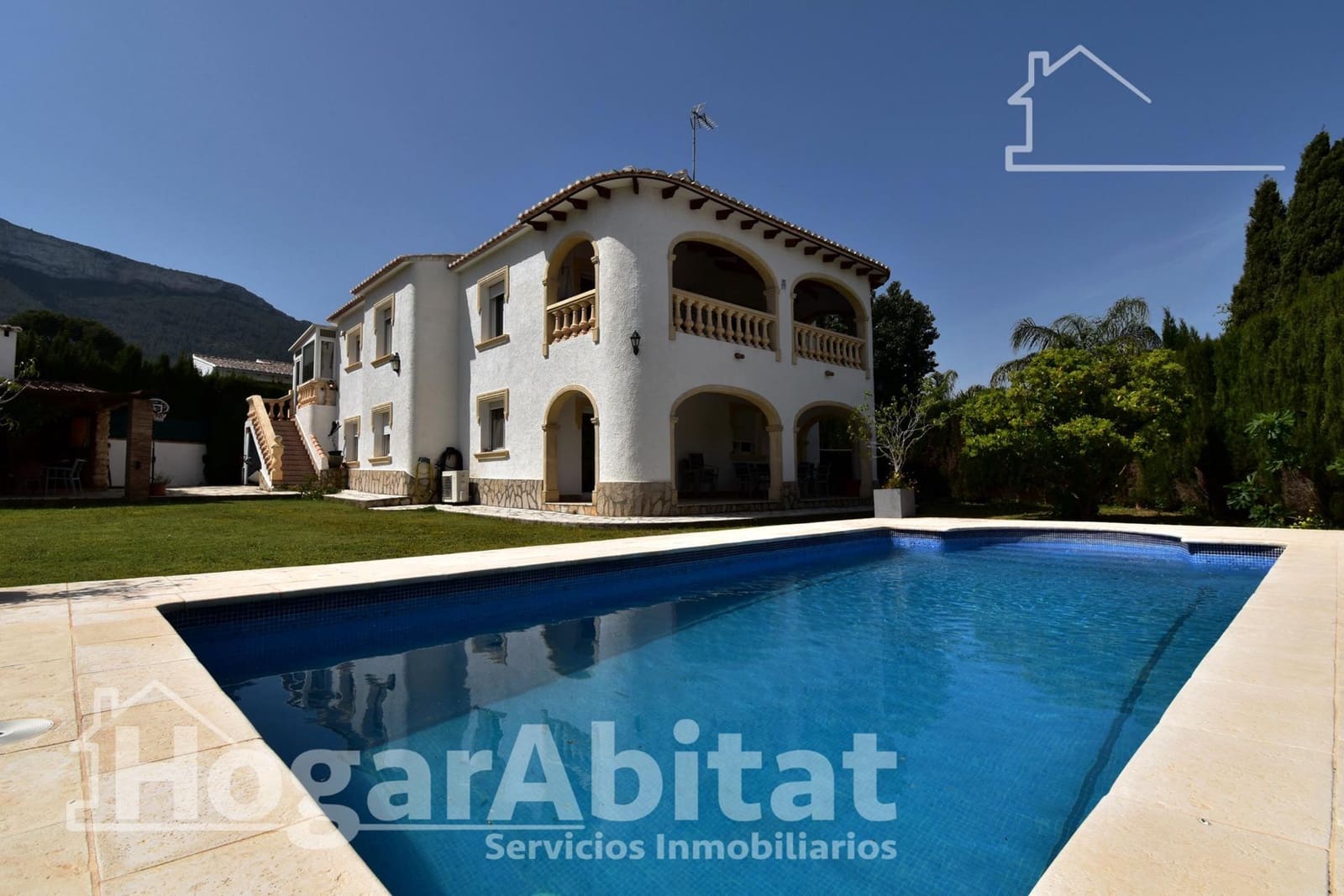 4 sypialnia Willa na sprzedaż w Denia z basenem garażem - 799 000 € (Ref: 9773116)