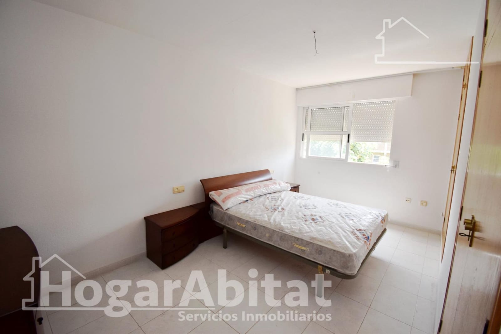 6 bedroom Terraced Villa for sale in Burriana / Borriana with garage - € 215,000 (Ref: 9773118)