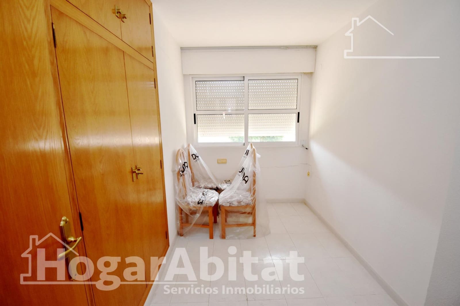 6 bedroom Terraced Villa for sale in Burriana / Borriana with garage - € 215,000 (Ref: 9773118)