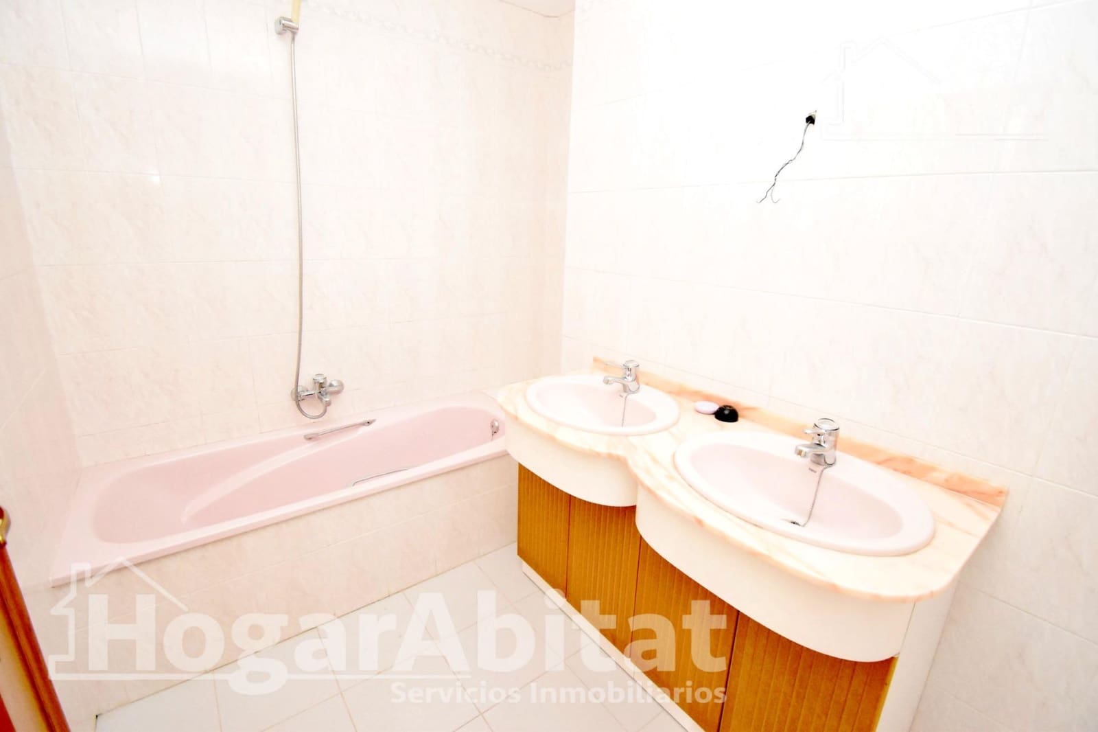 6 bedroom Terraced Villa for sale in Burriana / Borriana with garage - € 215,000 (Ref: 9773118)