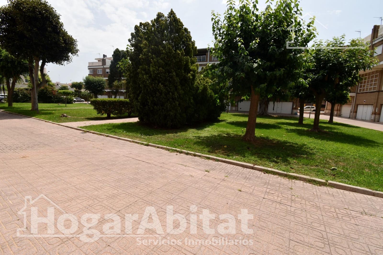6 bedroom Terraced Villa for sale in Burriana / Borriana with garage - € 215,000 (Ref: 9773118)