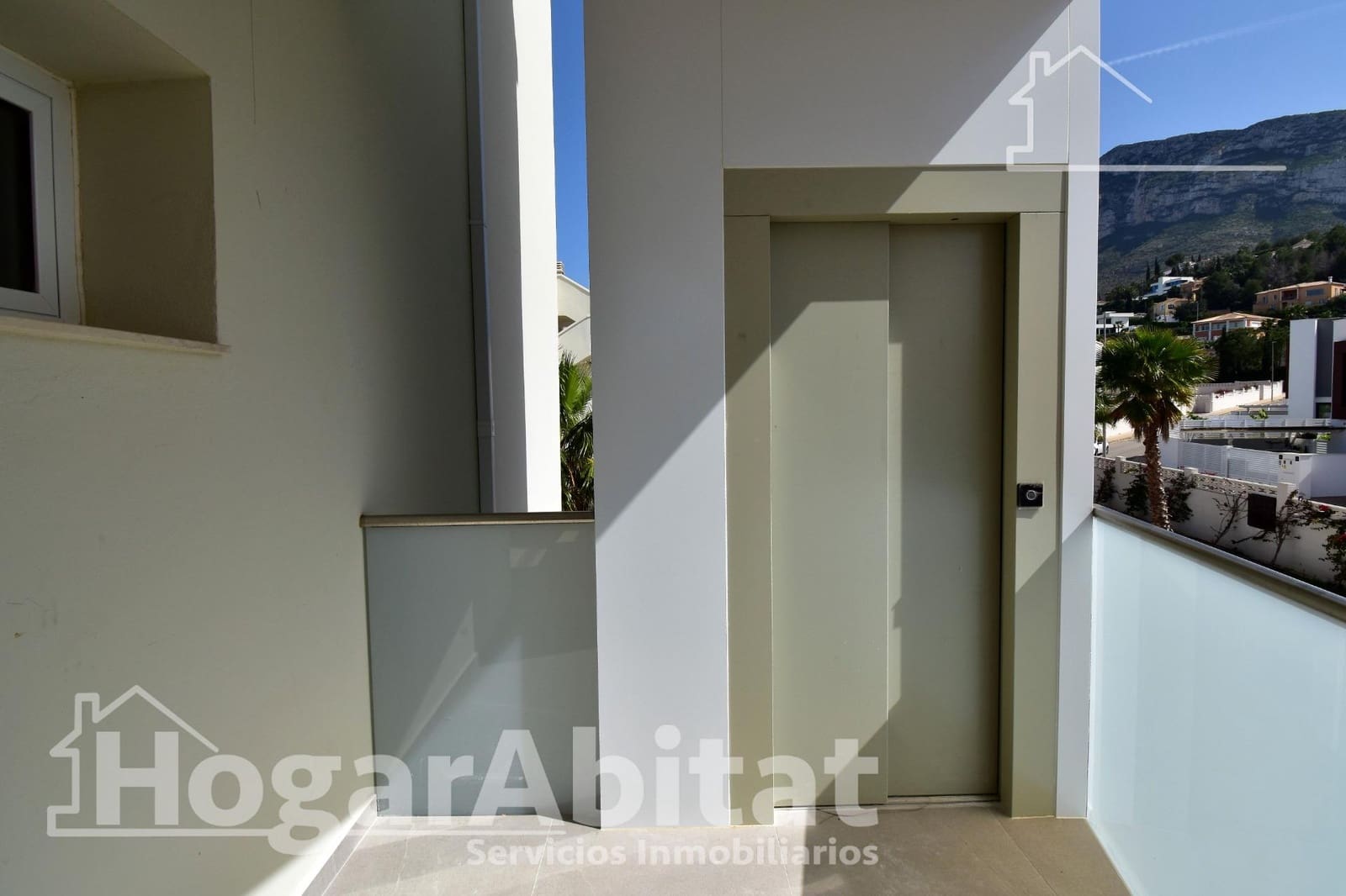 1 soverom Leilighet til salgs i Denia med svømmebasseng garasje - € 267 000 (Ref: 9773124)