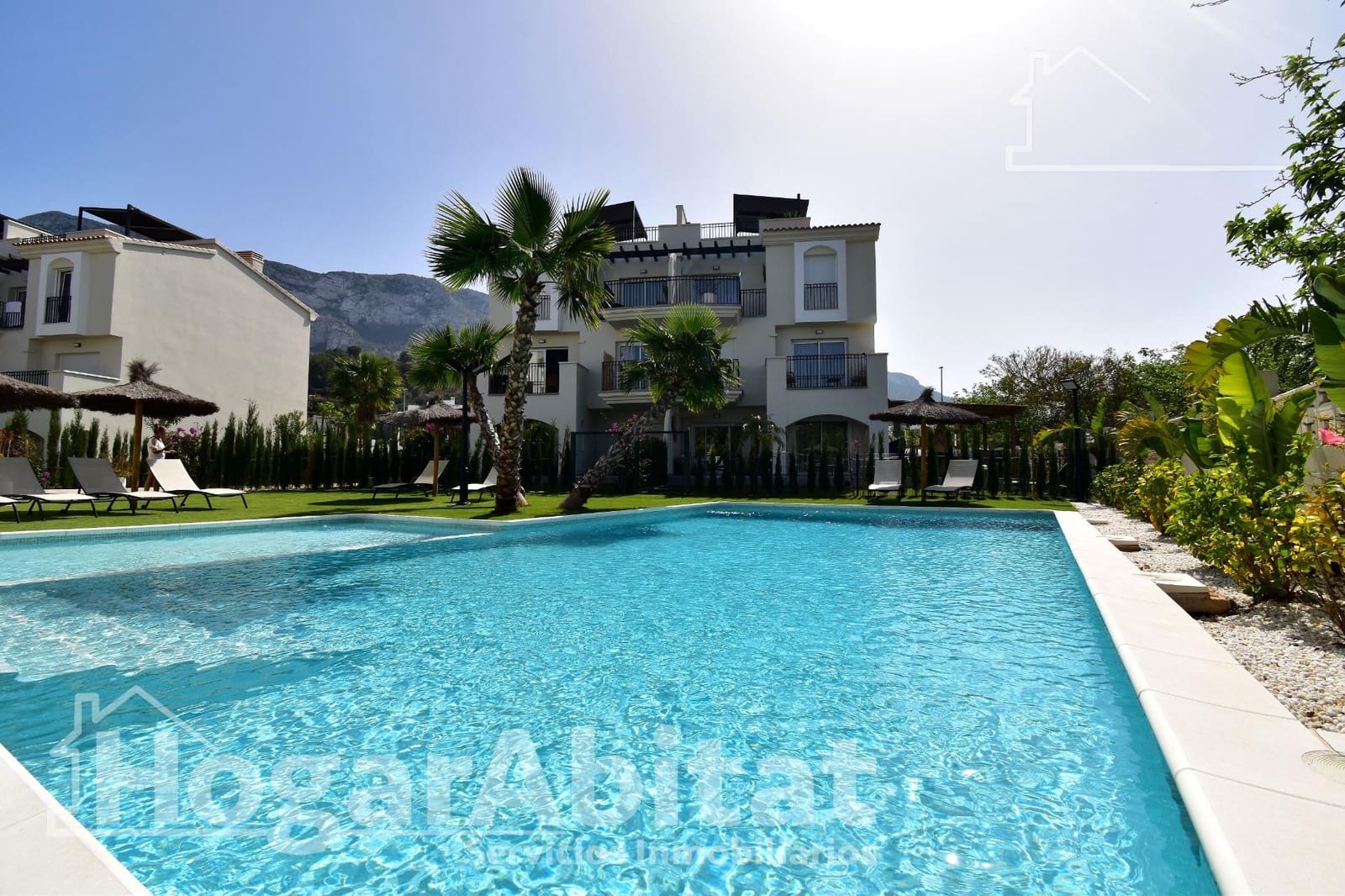 1 soverom Leilighet til salgs i Denia med svømmebasseng garasje - € 267 000 (Ref: 9773124)