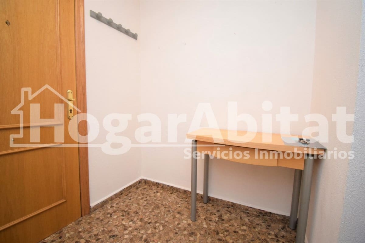 2 soveværelse Lejlighed til salg i Castello de la Plana med garage - € 138.000 (Ref: 9773131)