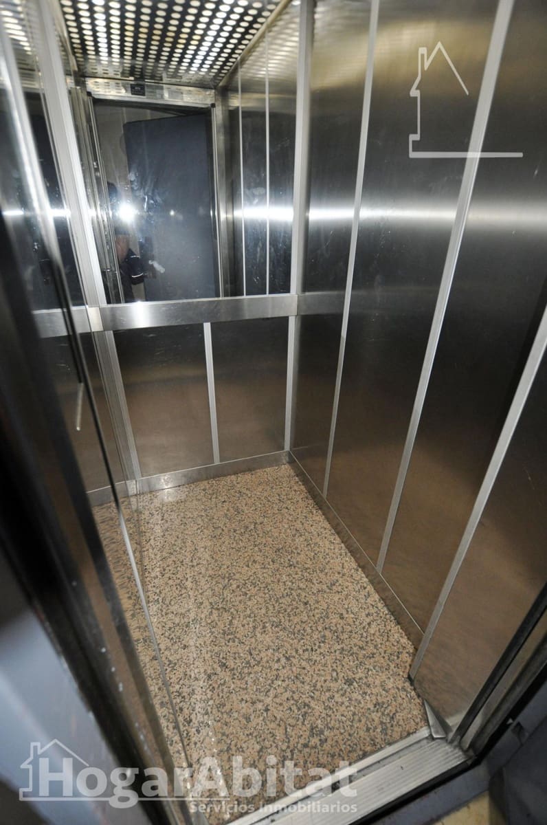 4 slaapkamer Flat te koop in Valencia stad - € 349.000 (Ref: 9773133)