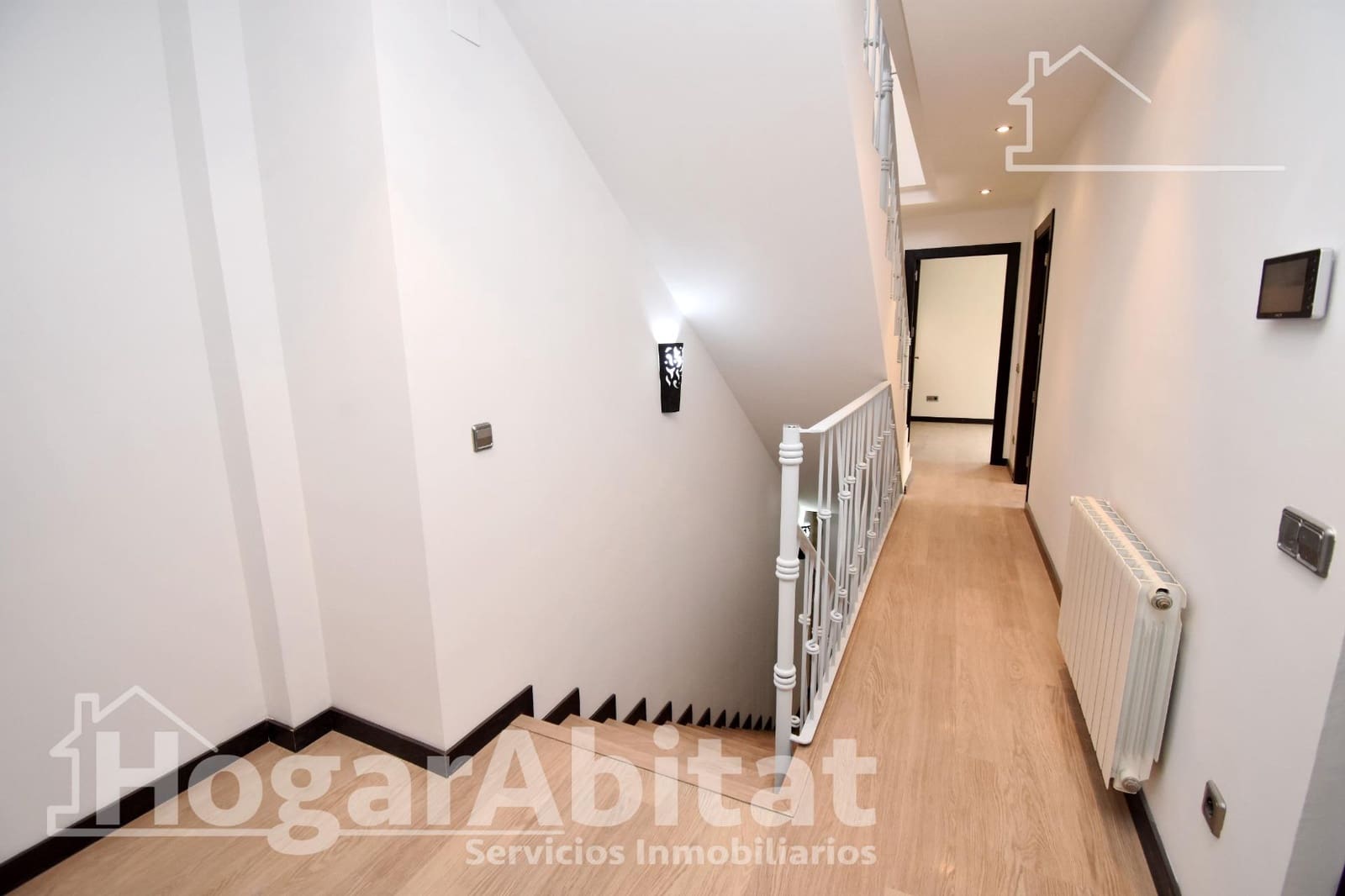 4 slaapkamer Huis te koop in Masarrochos / Massarrojos met garage - € 359.000 (Ref: 9773135)