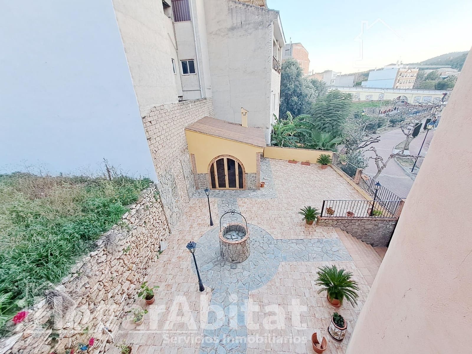 8 soverom Hus til salgs i Ribesalbes med garasje - € 295 000 (Ref: 9773137)