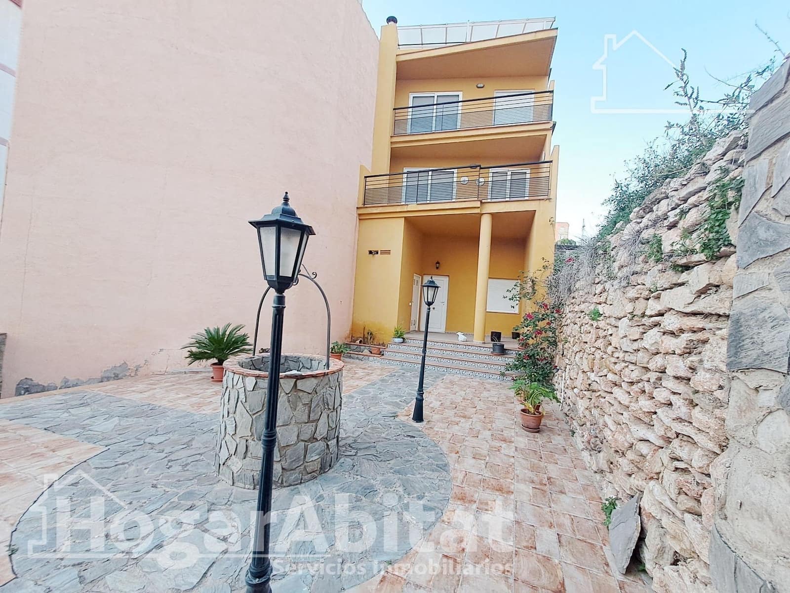 8 soverom Hus til salgs i Ribesalbes med garasje - € 295 000 (Ref: 9773137)