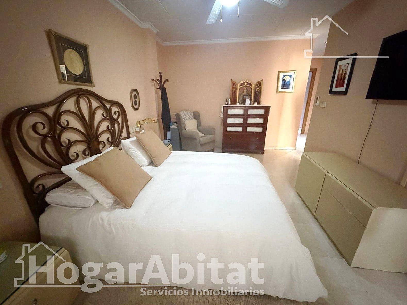 4 bedroom Townhouse for sale in Massanassa with garage - € 612,000 (Ref: 9773138)