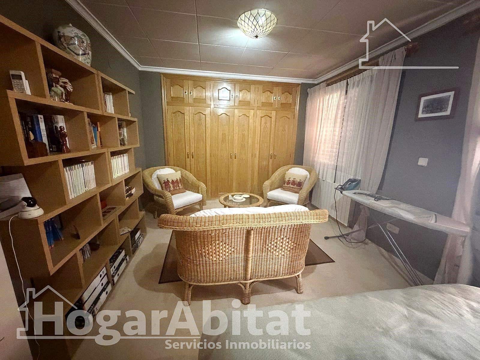 4 bedroom Townhouse for sale in Massanassa with garage - € 612,000 (Ref: 9773138)