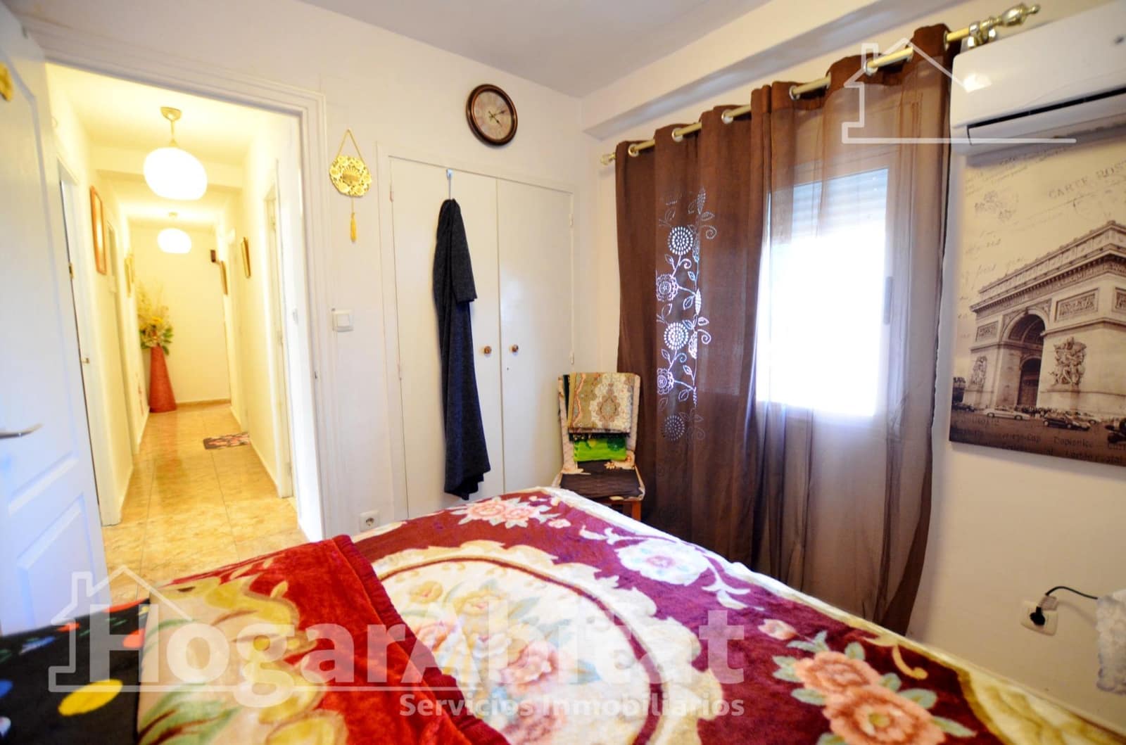 3 bedroom Flat for sale in Alicante / Alacant city - € 165,000 (Ref: 9778180)