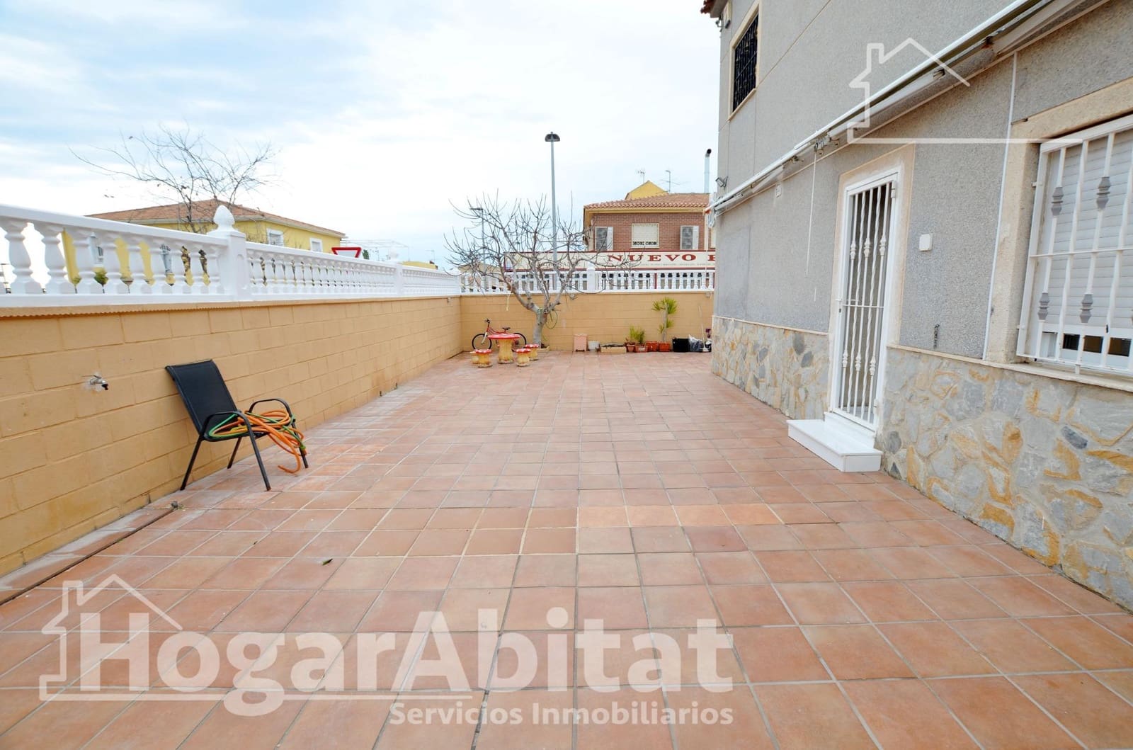 4 soverom Rekkehus til salgs i Alicante by med garasje - € 595 000 (Ref: 9778184)