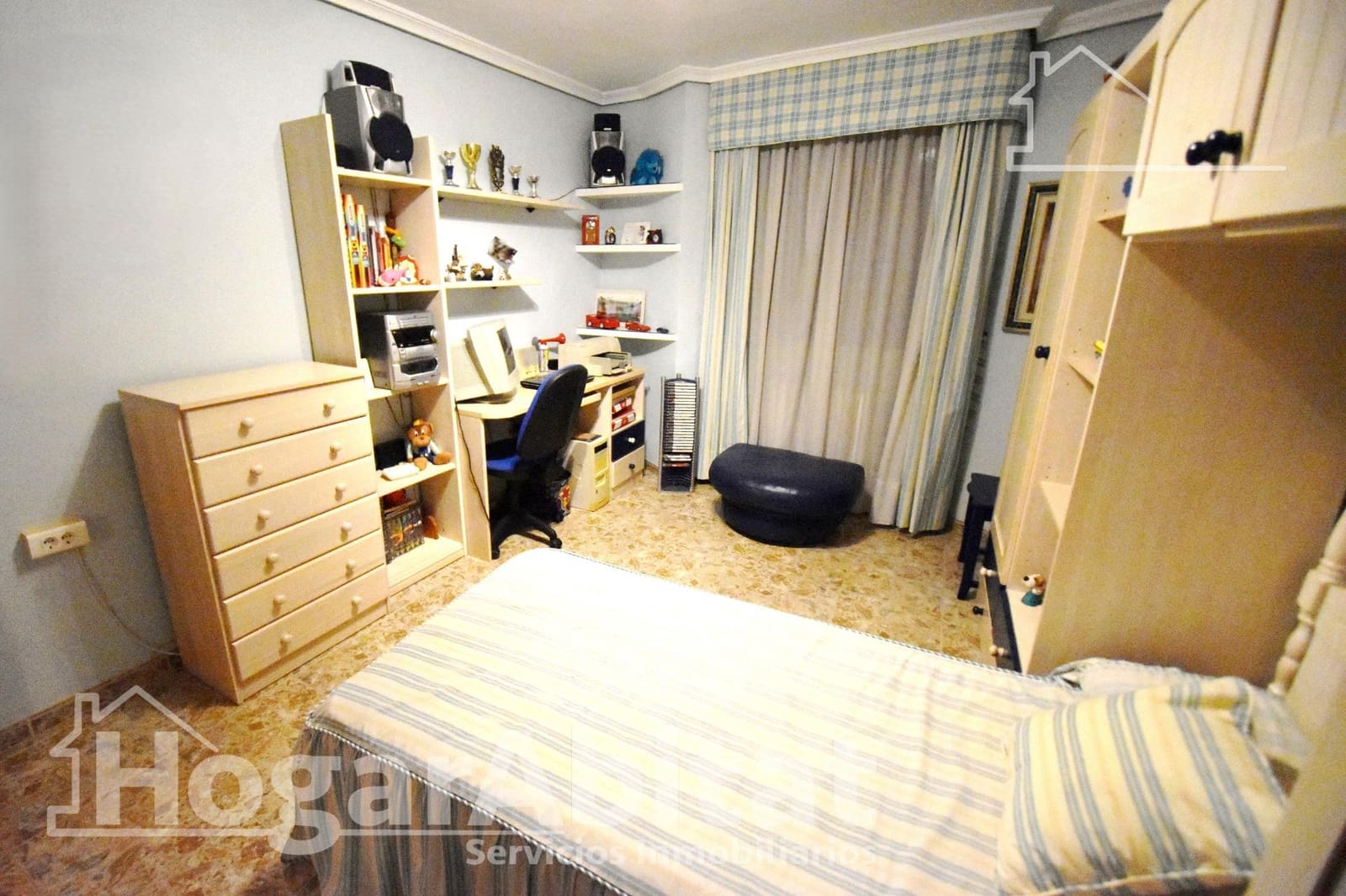 4 soveværelse Lejlighed til salg i L'Alcora med garage - € 200.000 (Ref: 9778194)