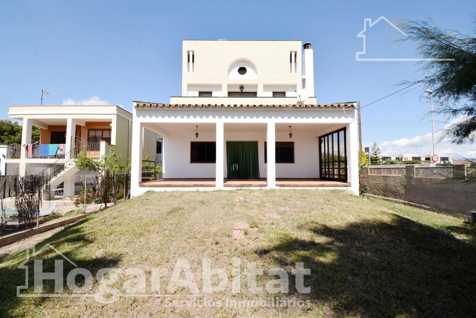 4 soveværelse Villa til salg i Almassora / Almazora med garage - € 340.000 (Ref: 9778198)