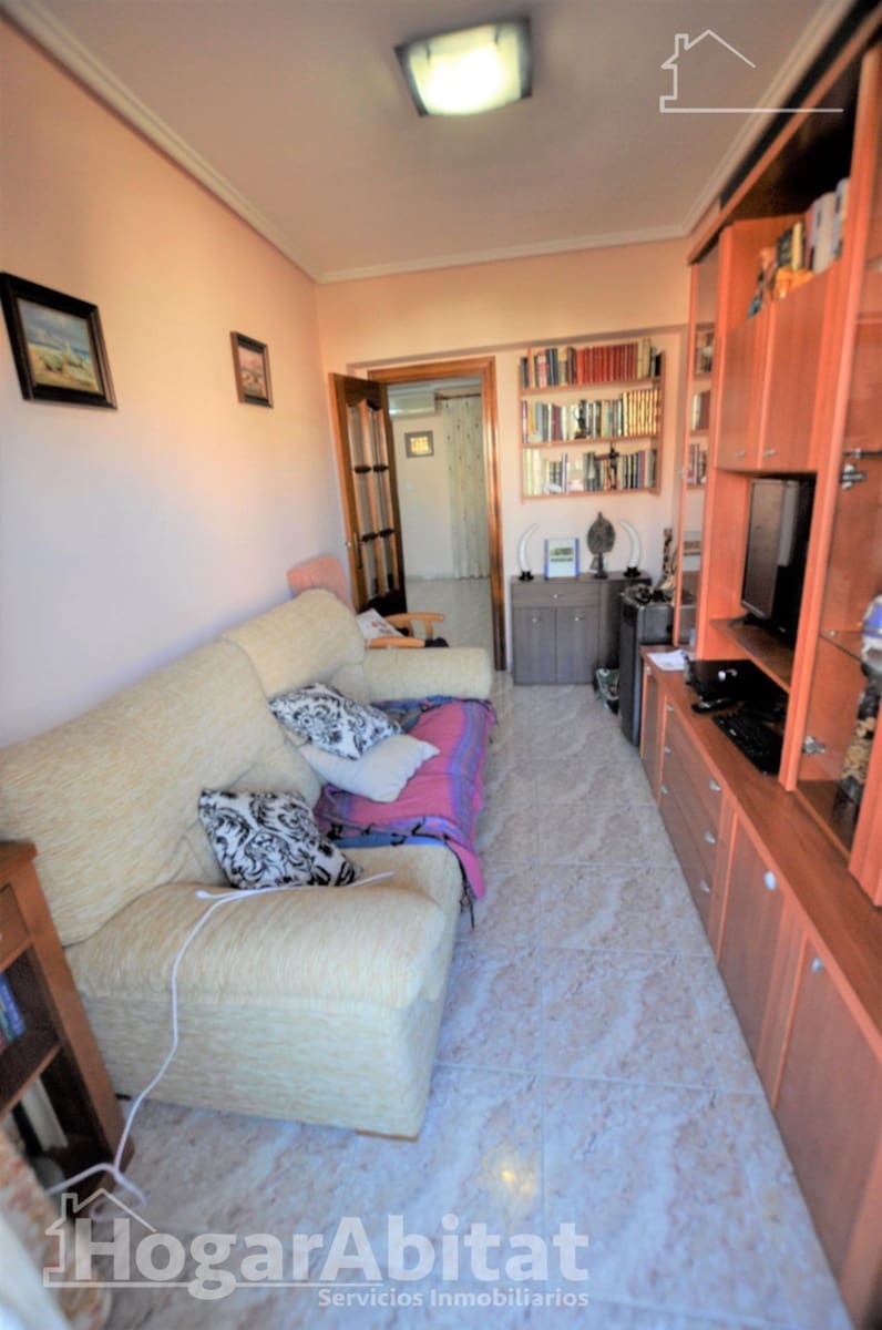 4 bedroom Flat for sale in Manises - € 225,000 (Ref: 9778199)