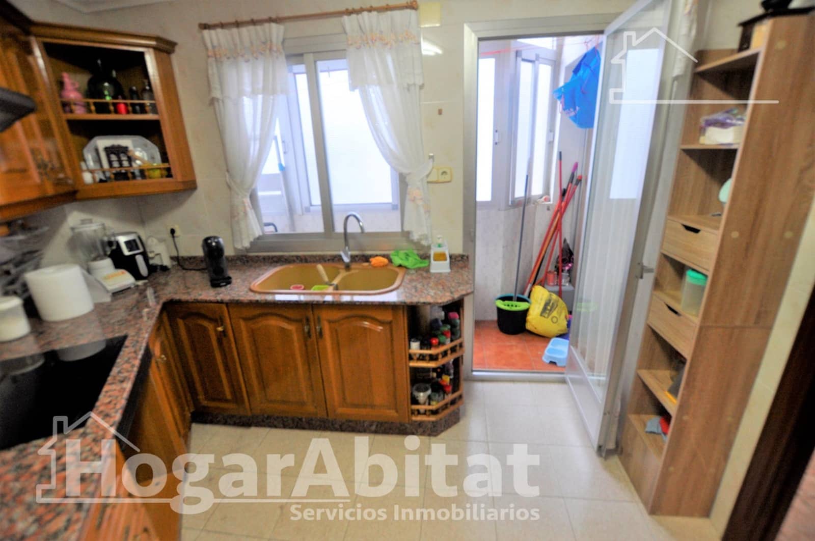 4 bedroom Flat for sale in Manises - € 225,000 (Ref: 9778199)