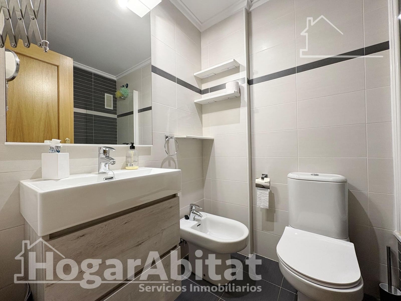 2 makuuhuone Asunto myytävänä paikassa Daimus mukana uima-altaan - 220 000 € (Ref: 9778206)