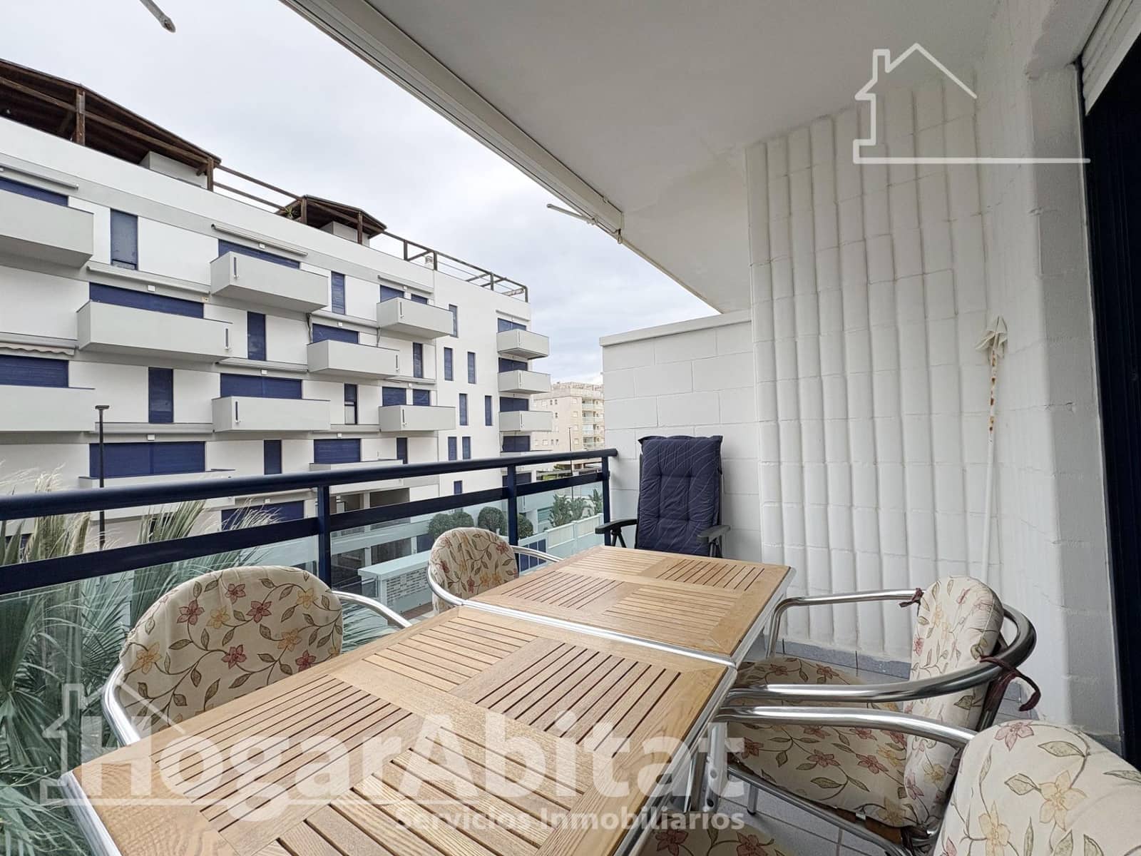 2 makuuhuone Asunto myytävänä paikassa Daimus mukana uima-altaan - 220 000 € (Ref: 9778206)