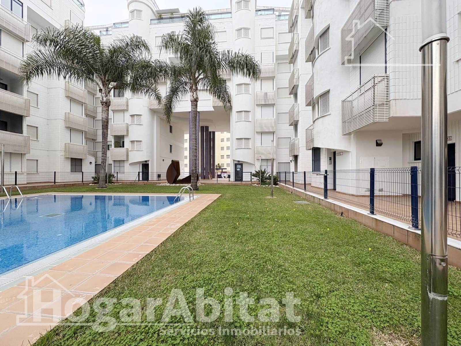 2 makuuhuone Asunto myytävänä paikassa Daimus mukana uima-altaan - 220 000 € (Ref: 9778206)