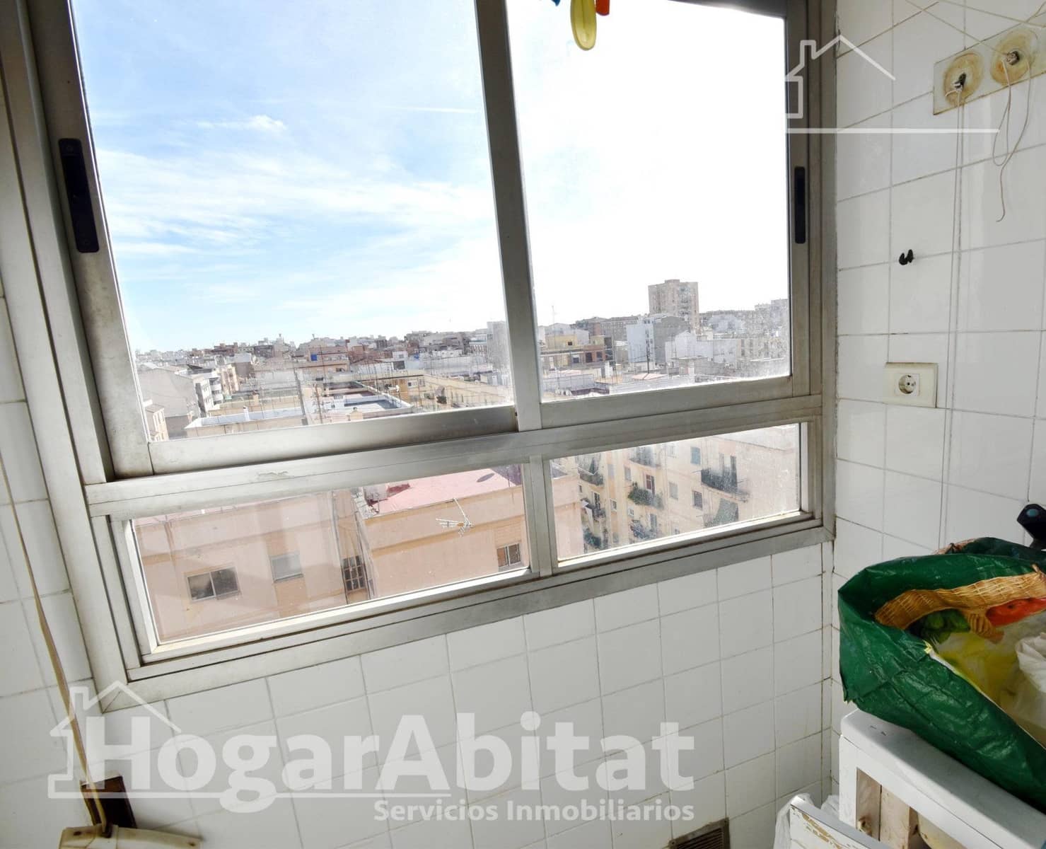 3 Zimmer Wohnung zu verkaufen in Castello de la Plana - 129.000 € (Ref: 9778209)