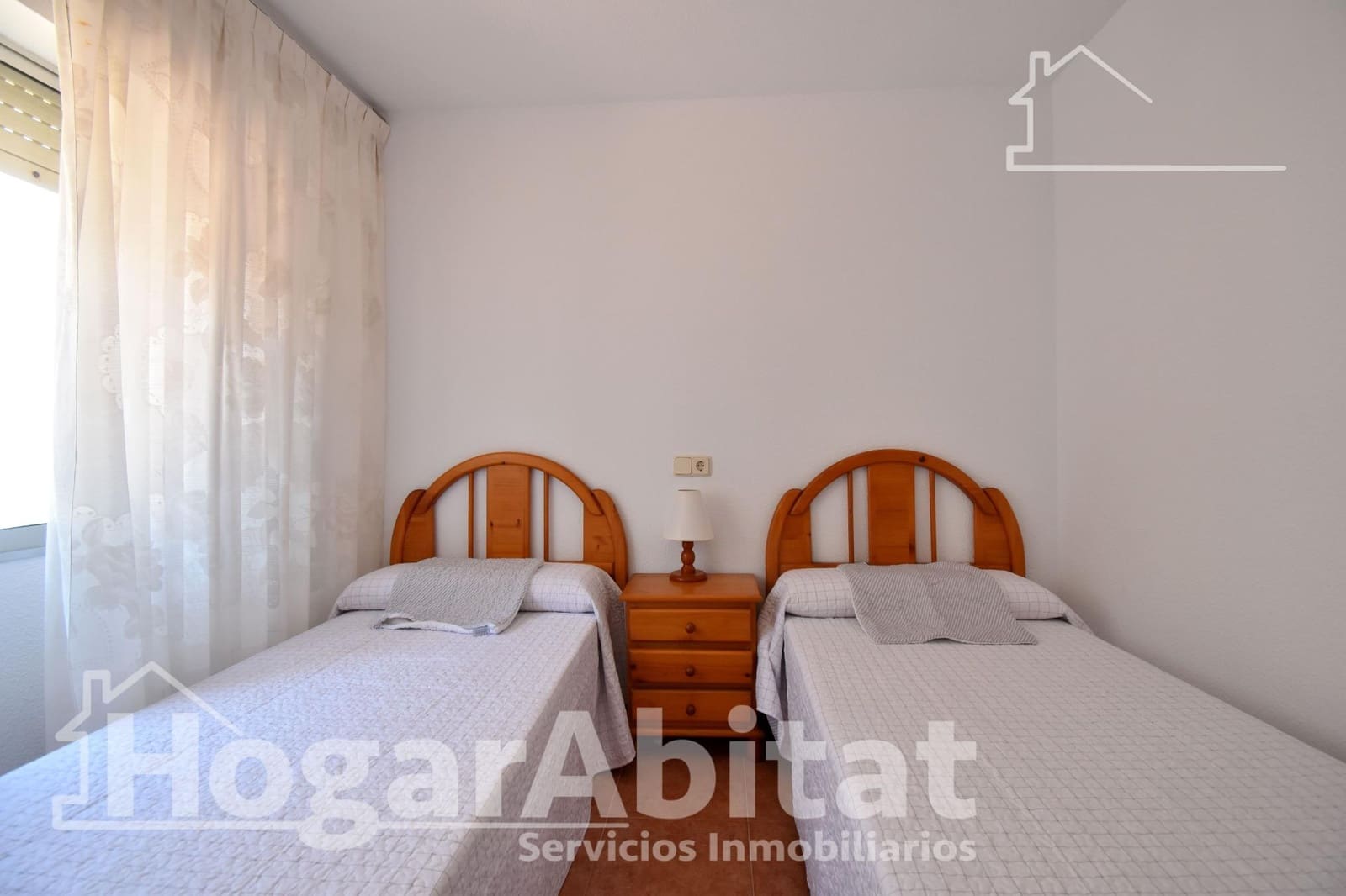 3 bedroom Flat for sale in Tavernes de la Valldigna with garage - € 230,000 (Ref: 9778212)