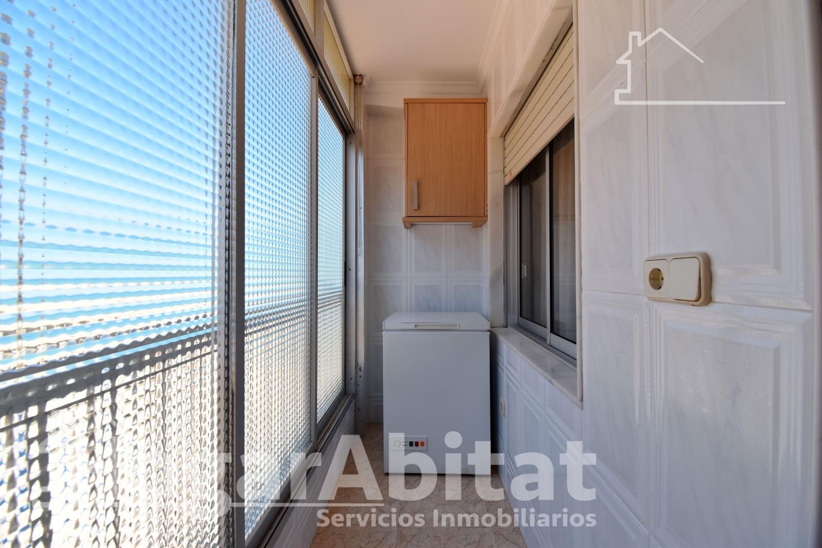 3 bedroom Flat for sale in Tavernes de la Valldigna with garage - € 230,000 (Ref: 9778212)