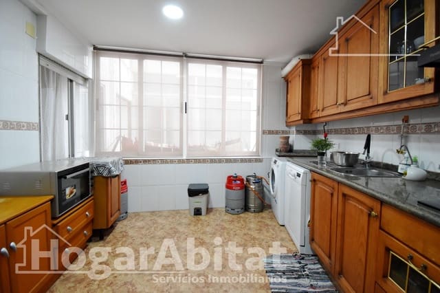 4 slaapkamer Flat te koop in Rótova - € 96.000 (Ref: 9778214)