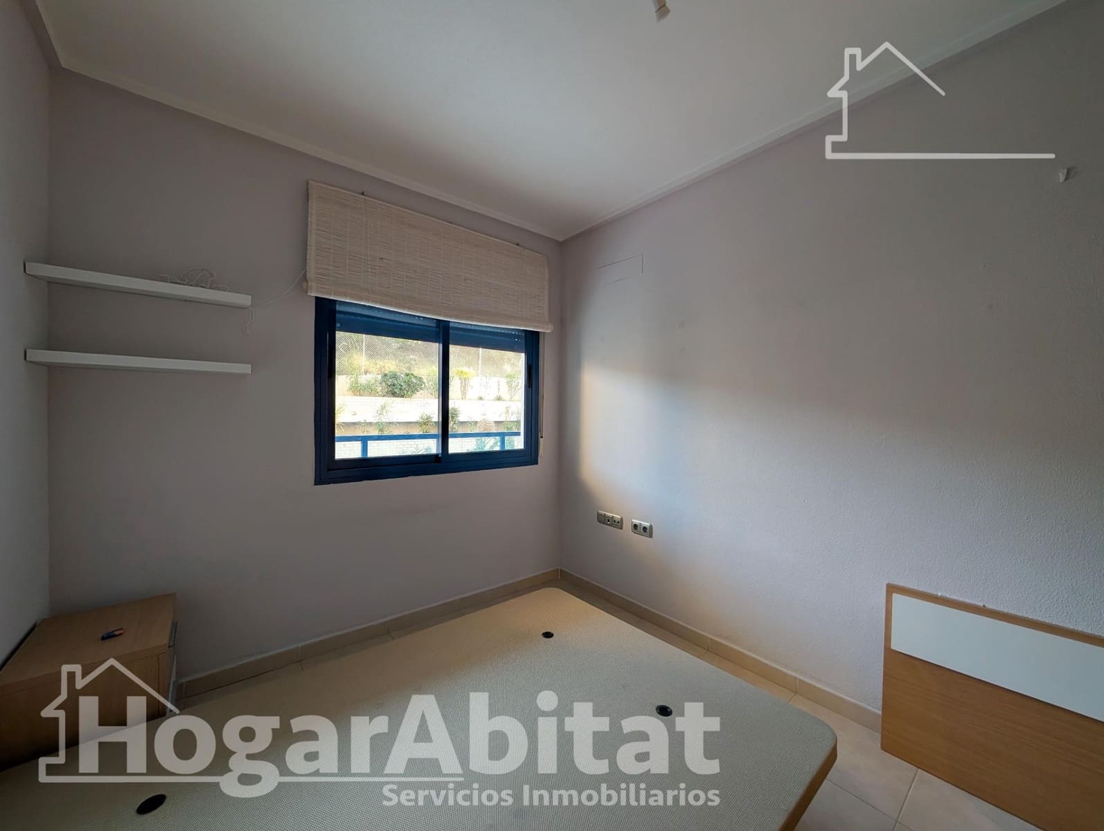 2 makuuhuone Asunto myytävänä paikassa Alicante kaupunki mukana uima-altaan 
autotalli - 205 000 € (Ref: 9778224)