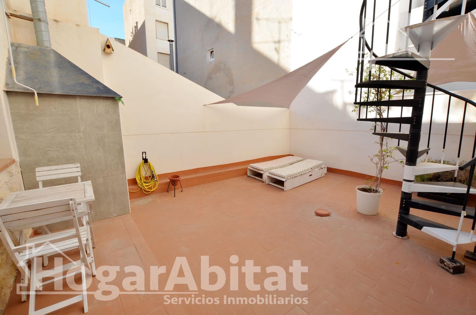 Casa de 2 habitaciones en Alicante / Alacant ciudad en venta - 630.000 € (Ref: 9778227)