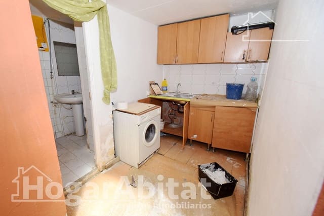 4 soveværelse Byhus til salg i La Vall d'Uixó med garage - € 80.000 (Ref: 9778230)